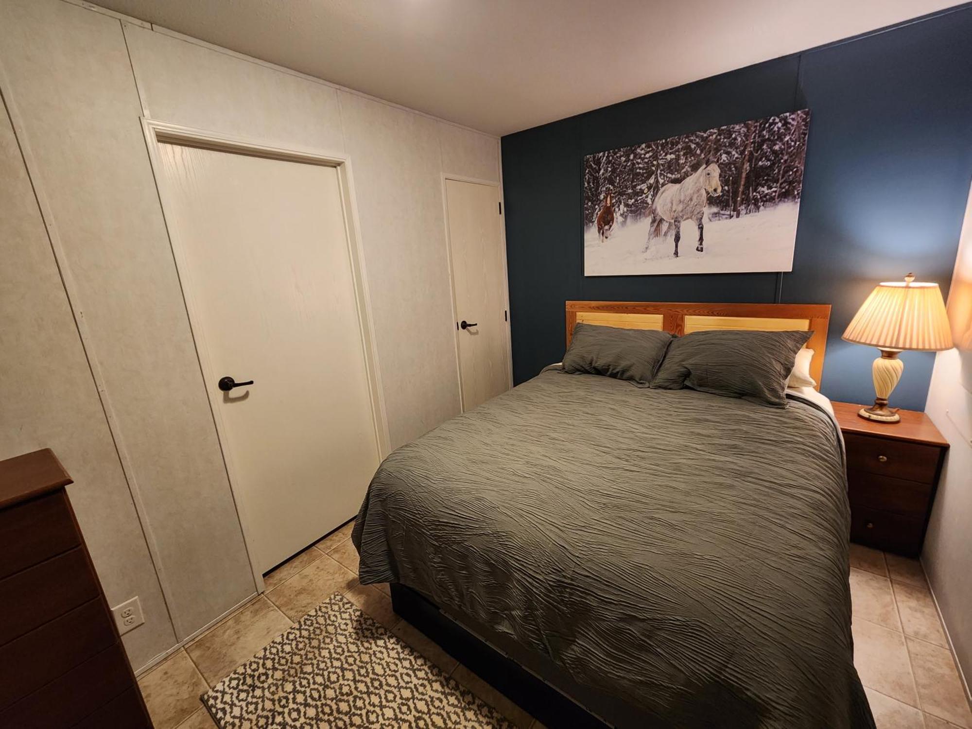 Circle R Motel East Glacier Park Village Buitenkant foto